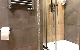 Single Studio In City Center