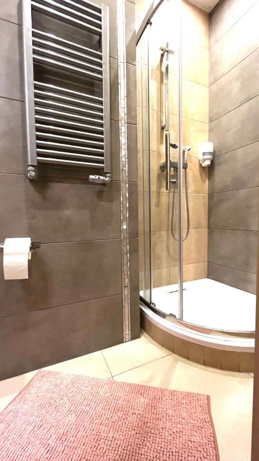 Single Studio In City Center Krakau Exterior foto